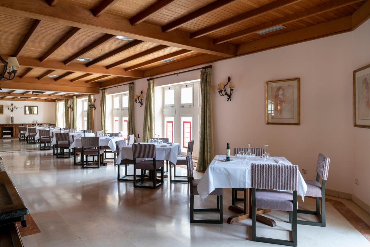 Parador De Vilalba Exterior photo