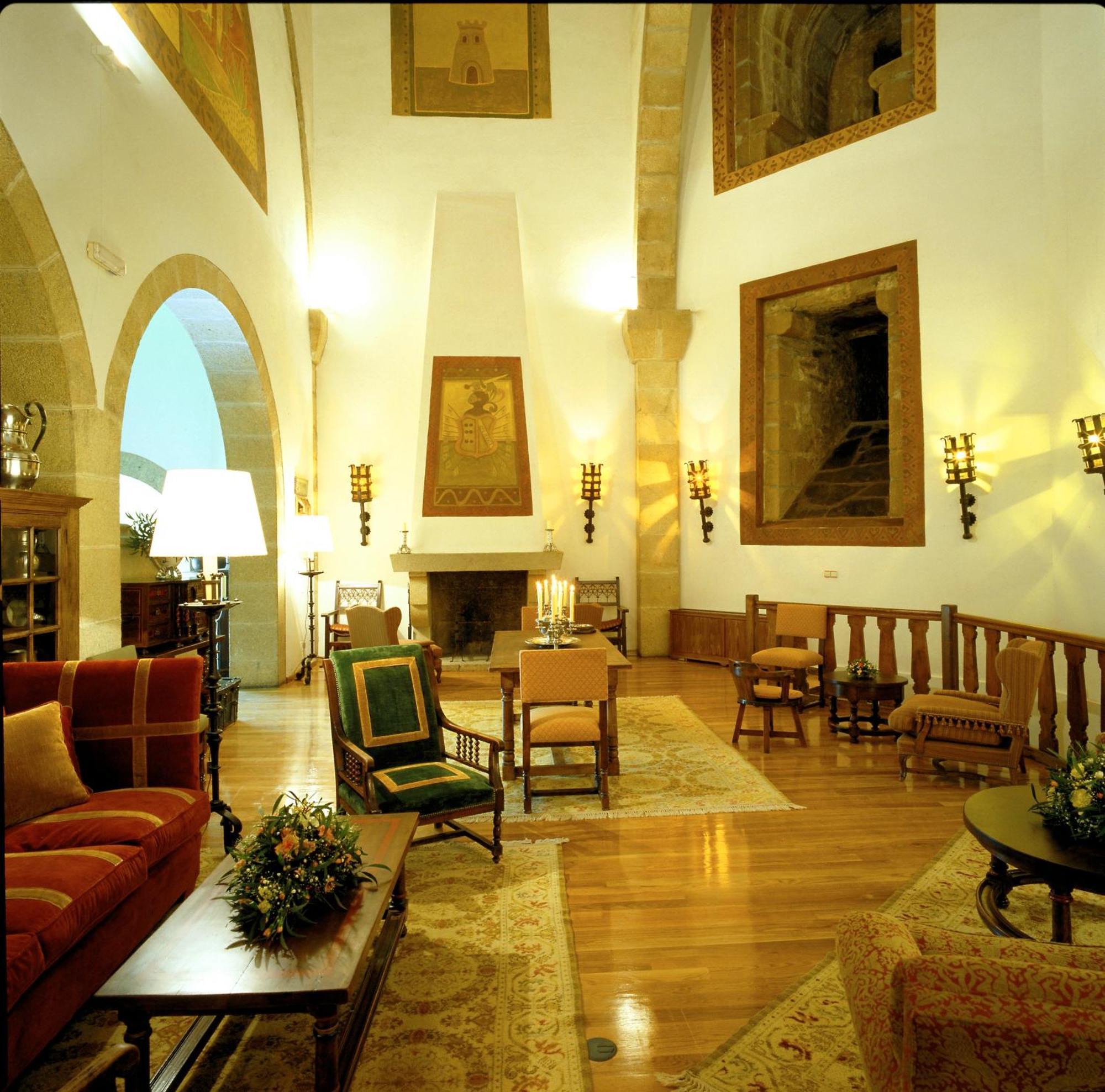Parador De Vilalba Exterior photo