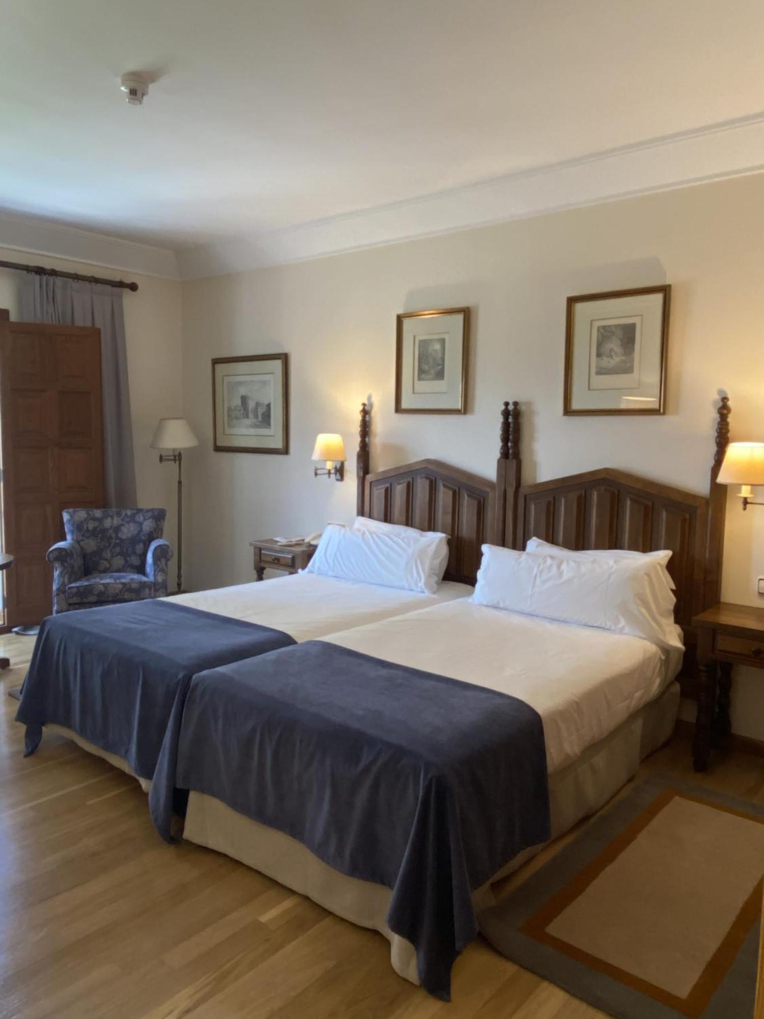 Parador De Vilalba Exterior photo
